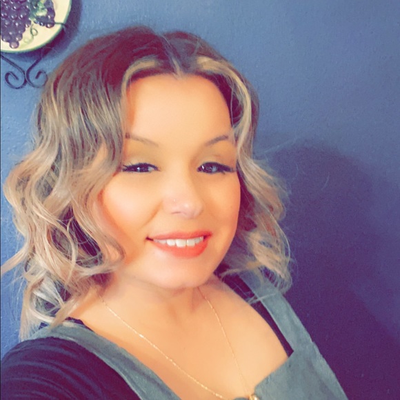 nicascloset496
